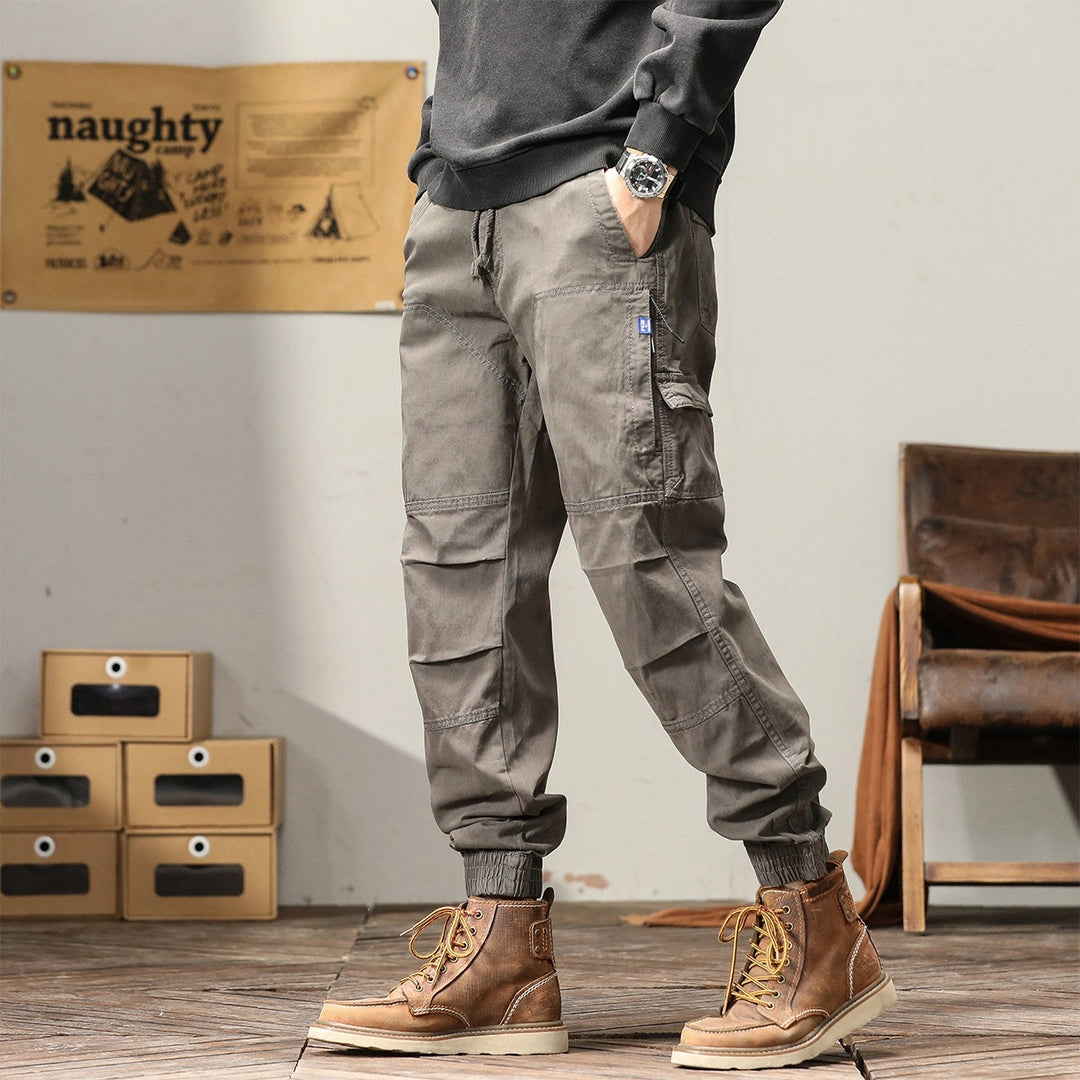 Herren Cargo-Joggerhose mit Tunnelzug, elastischen Bündchen und verstärkten Kniepartien Echoarchiv