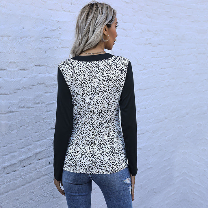 Damen Langarmshirt im Animal-Print mit kontrastierenden Ärmeln, Knopfleiste und Brusttaschen Echoarchiv