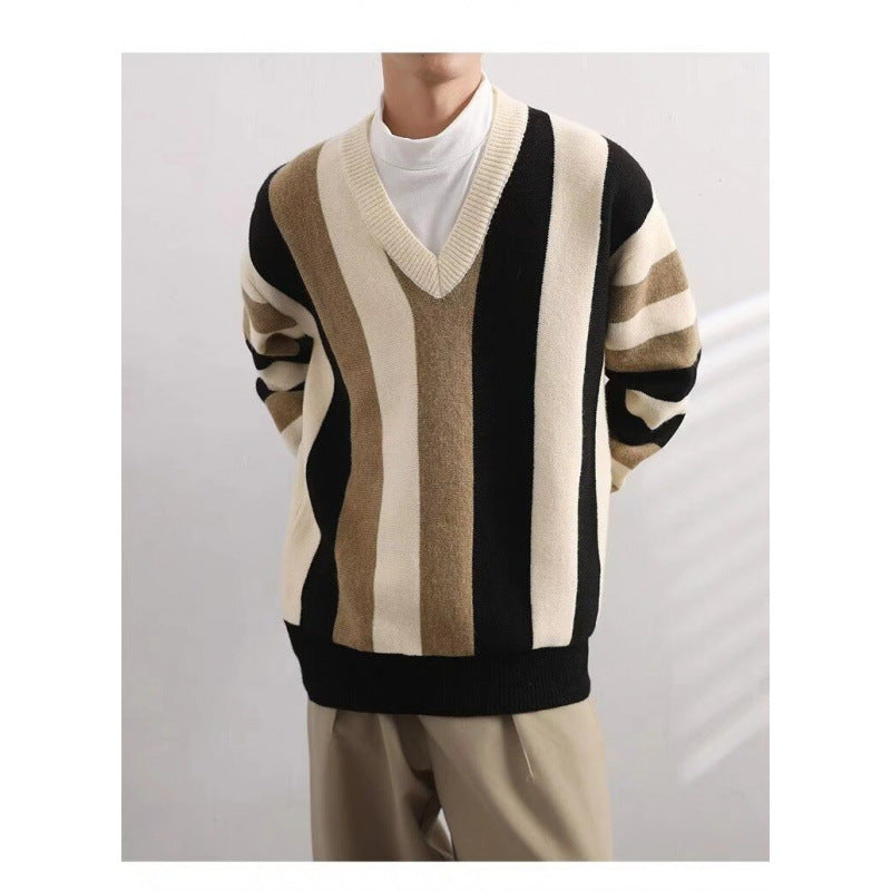 Stylischer grob gestrickter Pullover für Herren mit V-Ausschnitt Echo Archive