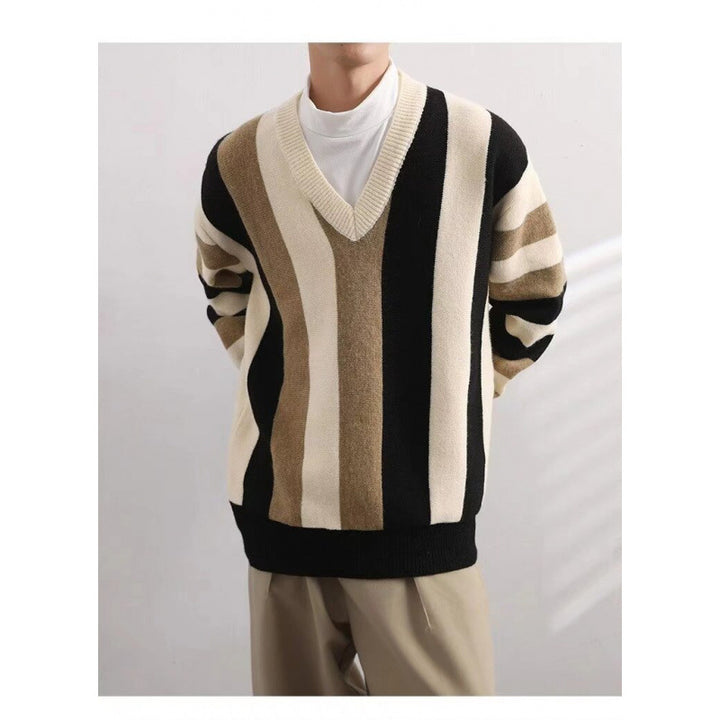 Stylischer grob gestrickter Pullover für Herren mit V-Ausschnitt Echo Archive