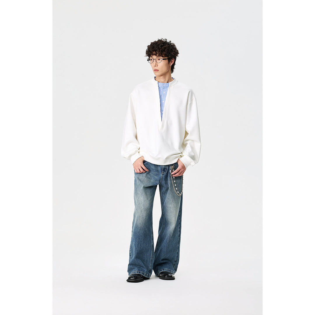 Unisex Oversize-Sweatshirt mit tiefem V-Ausschnitt und eingenähtem Hemdkragen-Einsatz Echoarchiv