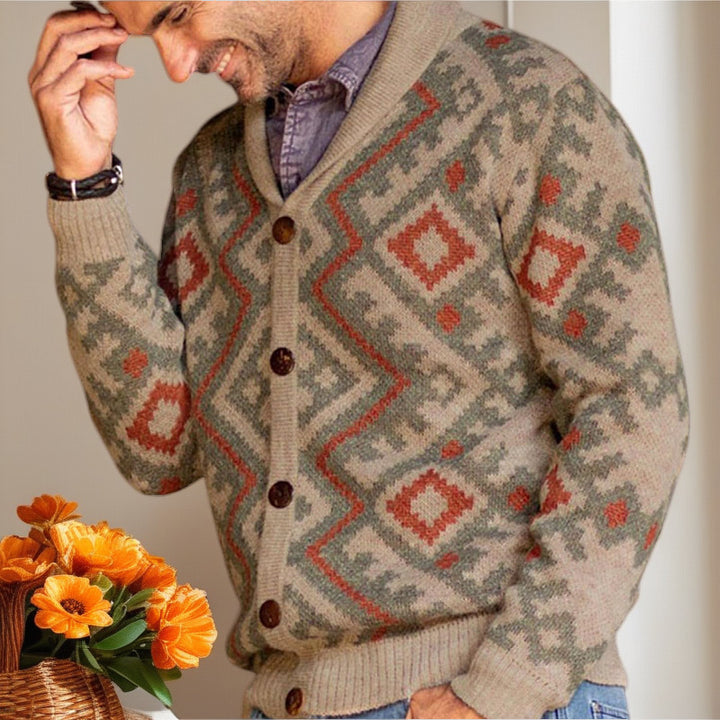 Herren Strickjacke mit traditionellem geometrischen Muster und warmem Schalkragen Echoarchiv