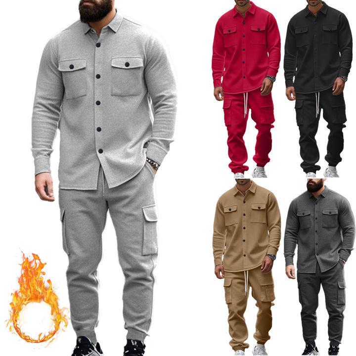 Herren Cargo-Set mit lässigen Hemd und elastischen Hosen Echoarchiv