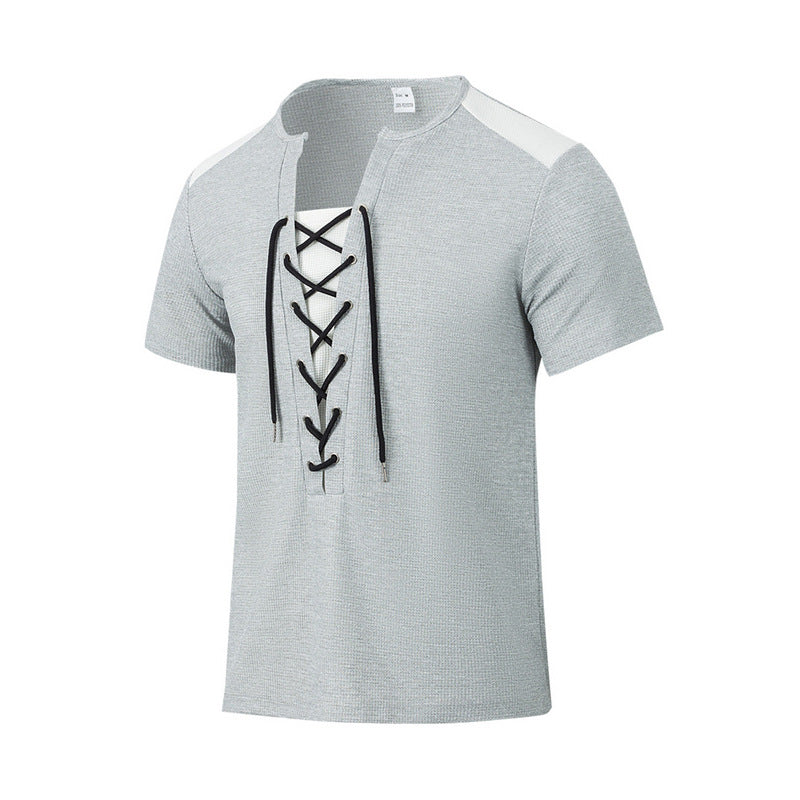 Herren Kurzarm-Henley-T-Shirt mit dekorativen Schnürdetails und atmungsaktiver Struktur Echoarchiv