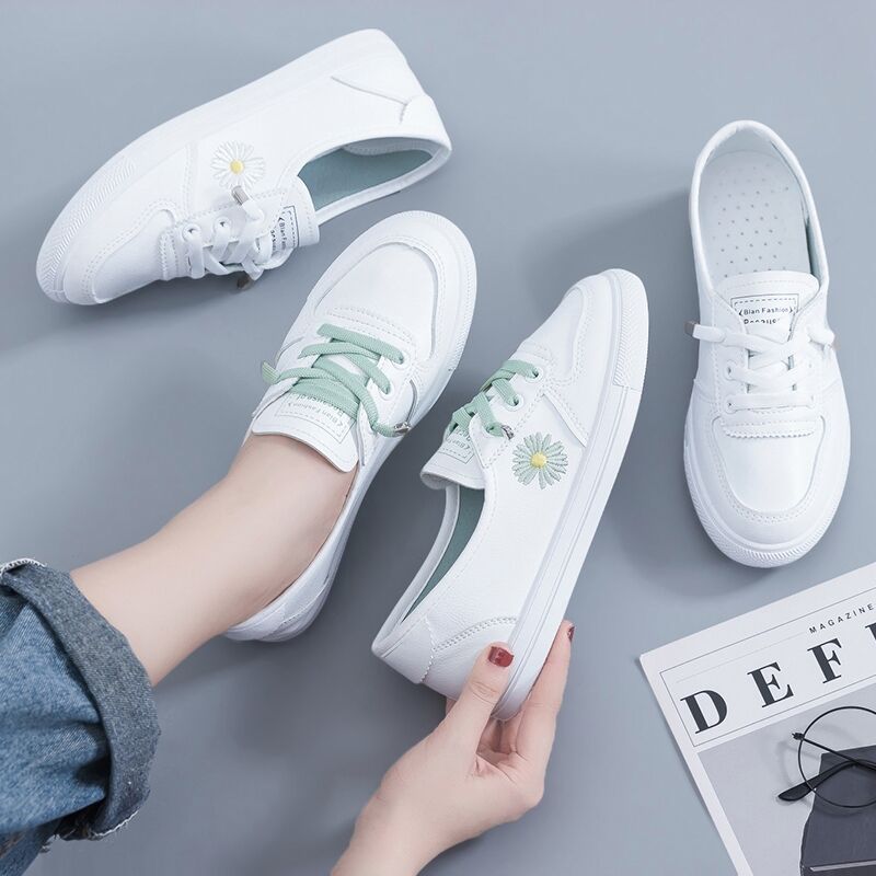 Damen Sneaker mit floralem Stickdesign und atmungsaktivem Obermaterial Echo Archiv