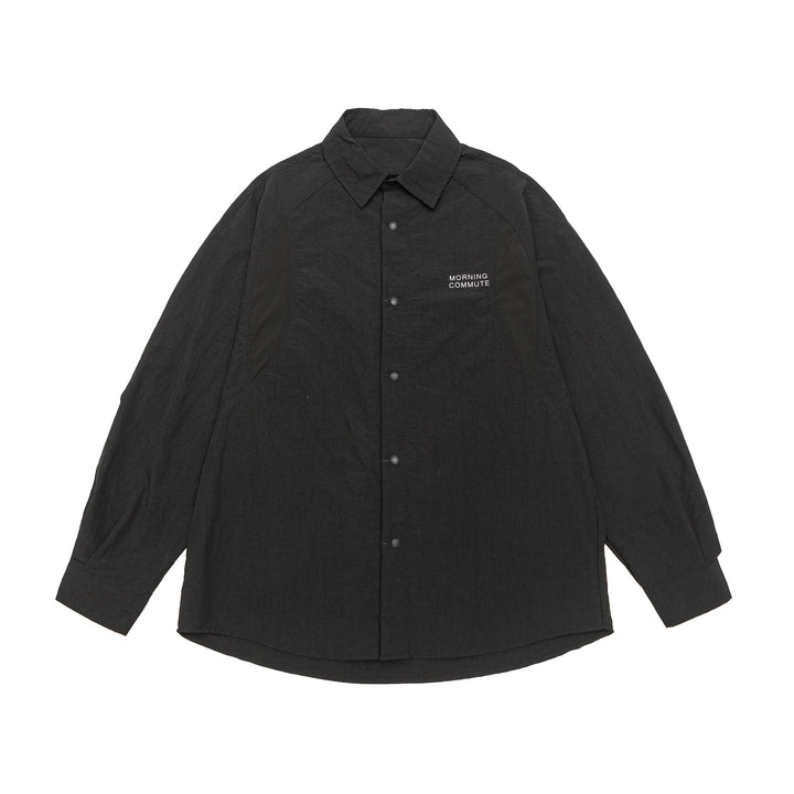 Unisex Leichtes Overshirt im Coach-Stil mit Hemdkragen und Brustprint Echoarchiv