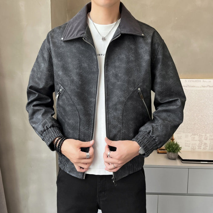 Herren modische Kunstlederjacke mit stylischem Stehkragen und praktischen Taschen Echoarchiv