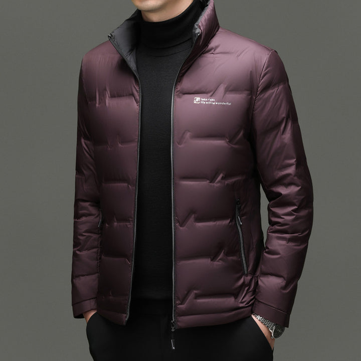 Herren Daunenjacke mit hohem Kragen und leichtem Futter Echoarchiv