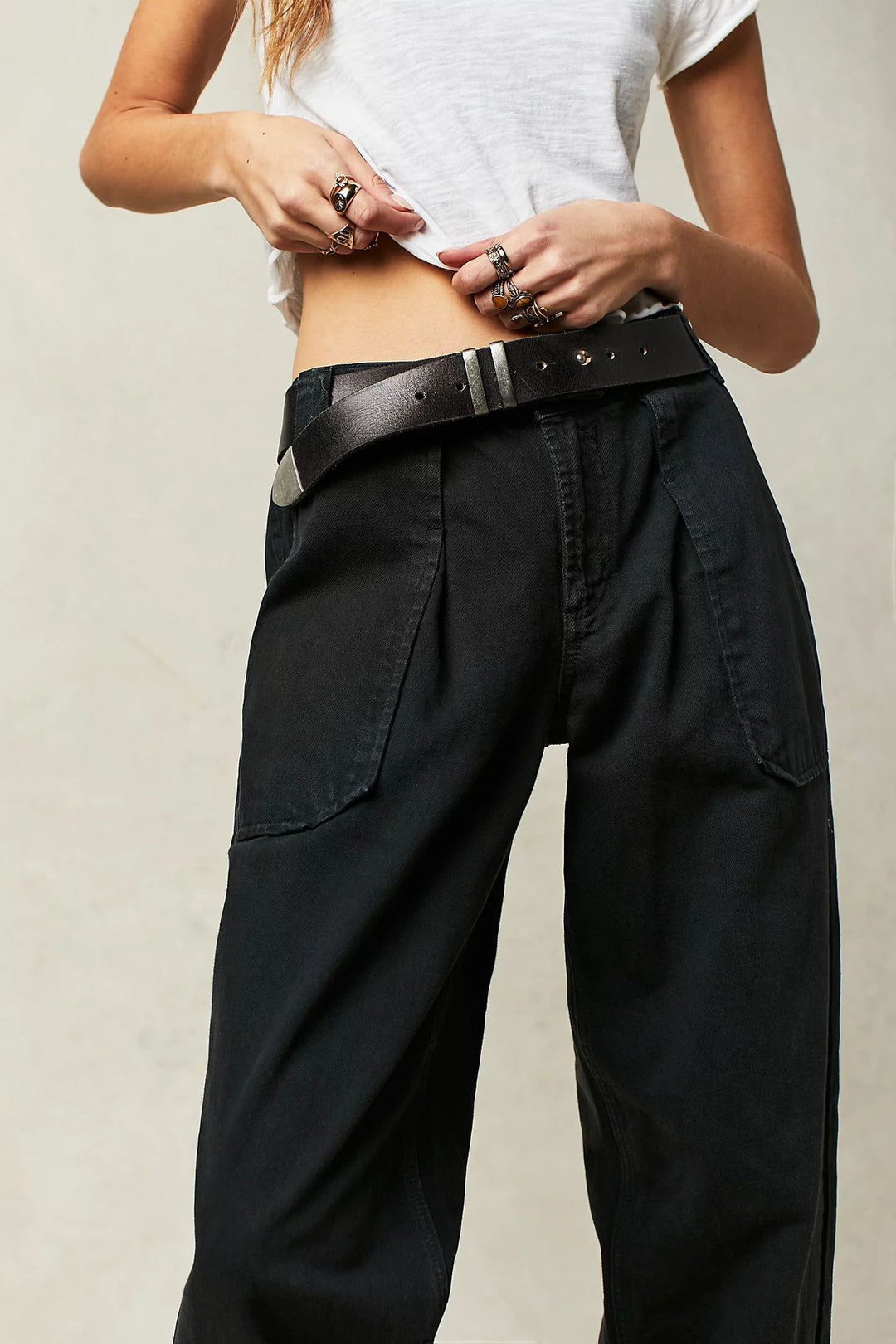 Damen nan weite High-Waist Baggy-Jeans mit tiefem Schritt, Five-Pocket Design und extra-langen Beinen Echo Archiv