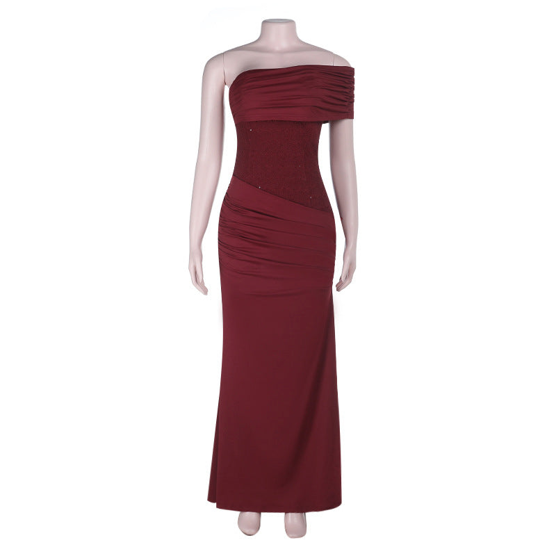 Damen Elegantes Abendkleid mit asymmetrischem Oberteil und figurformenden Raffungen Echo Archiv