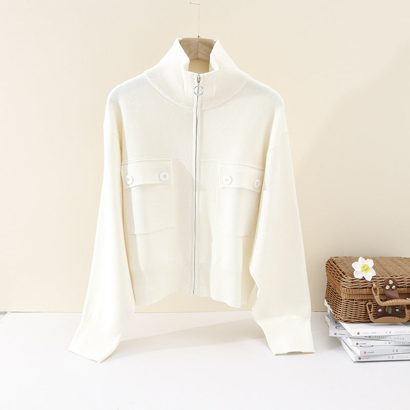 Damen Kurze strukturierte Strickjacke mit Stehkragen, Metallreißverschluss & Brusttaschen Echo Archiv