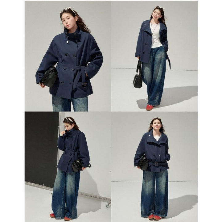 Damen Kurztrenchcoat mit taillierendem Gürtel und doppeltreiher Knopfleiste Echoarchiv