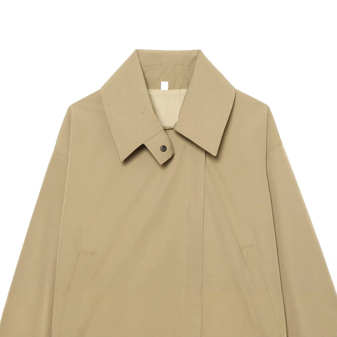 Damen Kurzjacke mit Oversize-Kragen und verstellbaren Manschetten Echo Archiv