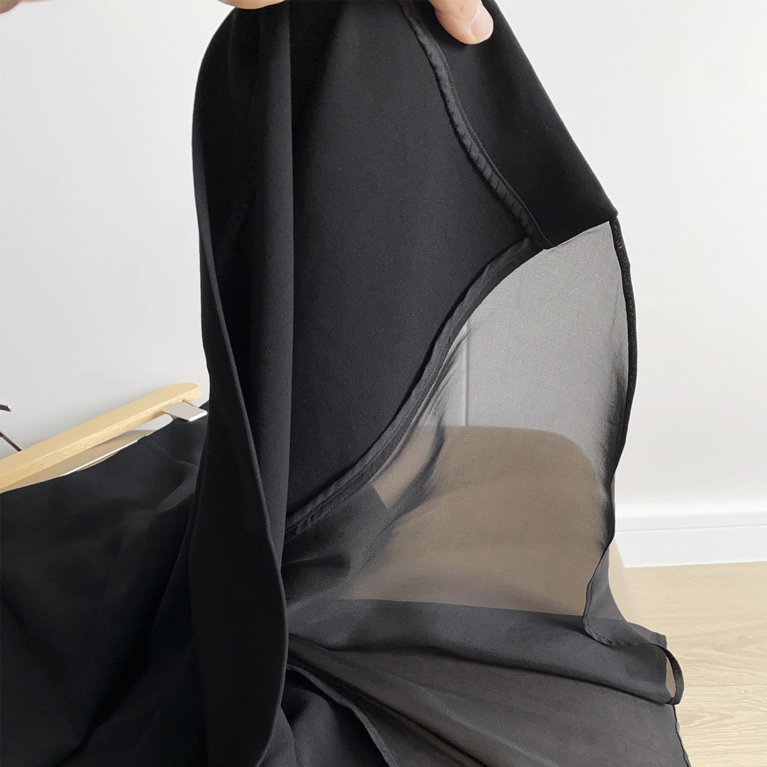 Damen Eleganter Maxirock aus hochwertigem fließendem Material Echoarchiv
