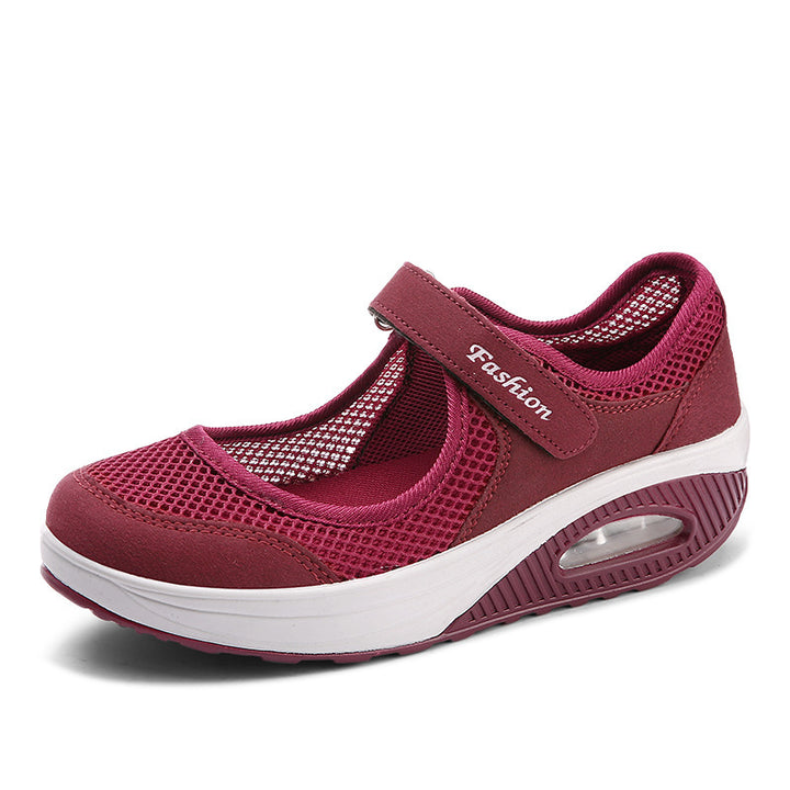 Damen Sportliche Mary-Jane Wedgesneaker mit Luftpolster und atmungsaktivem Mesh – Névara