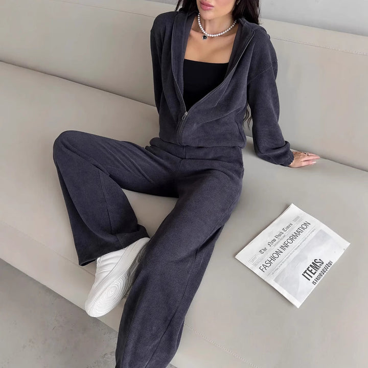 Damen nan kurzes Kapuzen-Loungewear-Set mit durchgehendem Reißverschluss, elastischem Komfortbund und gerippter Struktur Echo Archiv