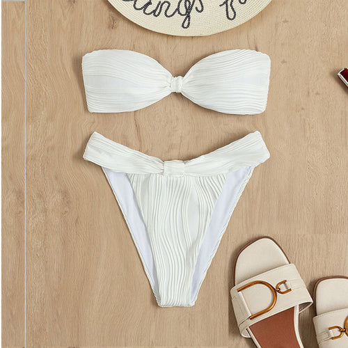Damen Bandeau-Bikini mit dekorativem Wickeldetail Echo Archiv
