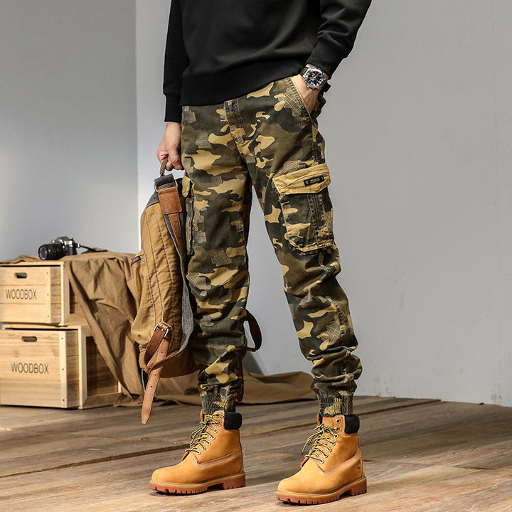 Herren Cargo-Hose mit Camouflage-Muster und praktischen Taschen Echoarchiv