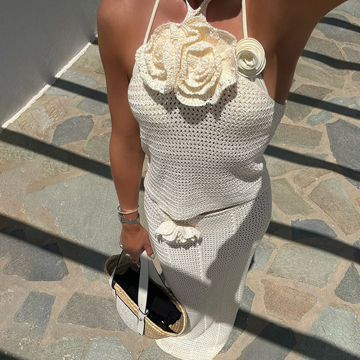 Damen elegantes gehäkeltes Strandensemble mit floralen Akzenten Echo Archiv