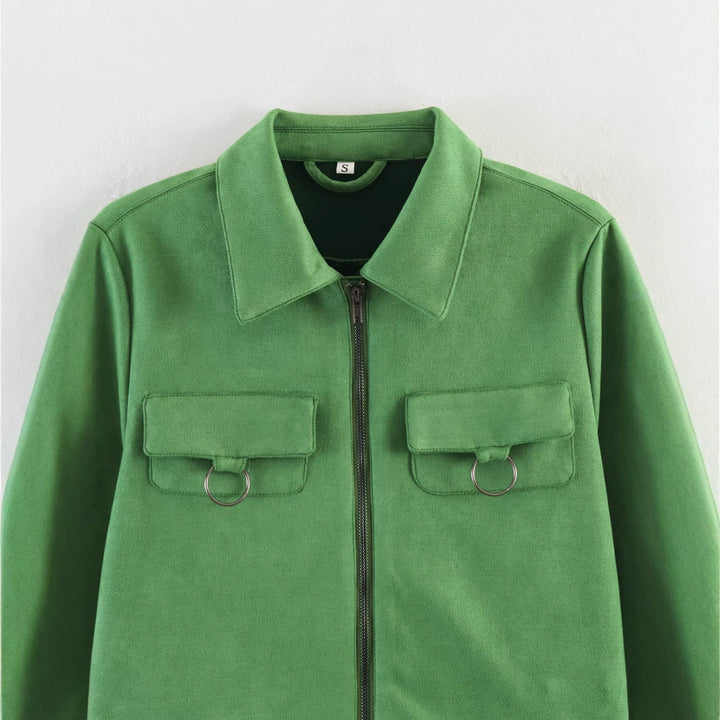 Damen Kurzjacke im Utility-Stil aus Veloursleder-Optik mit Brusttaschen und Metallringen Echo Archiv