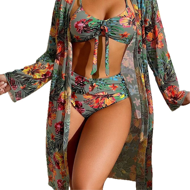 Damen Bikini-Set mit floralen Mustern und luftiger Kimono-Überjacke Echo Archiv