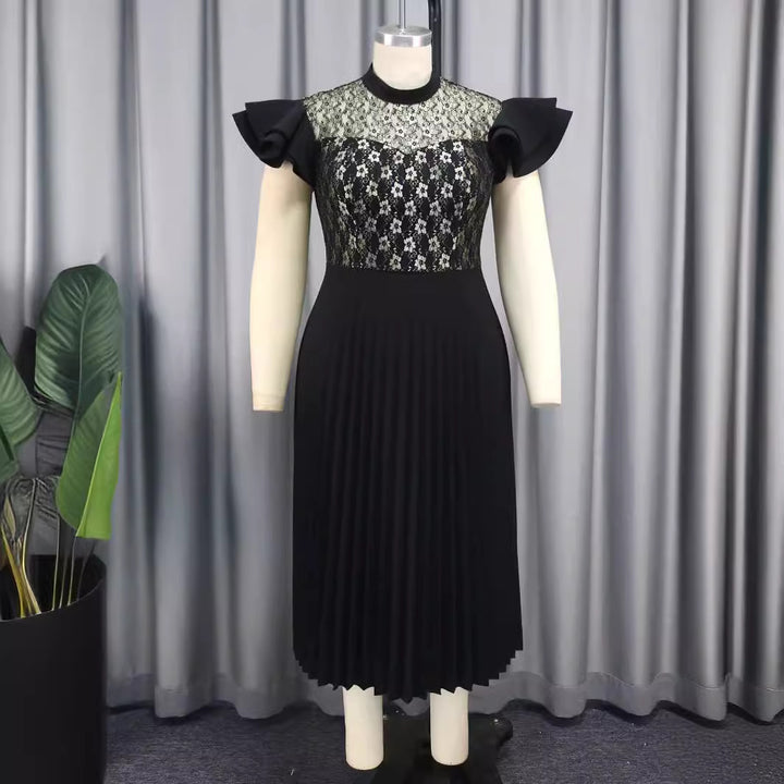 Damen Elegantes Plisseekleid mit floralem Spitzenoberteil Echo Archiv