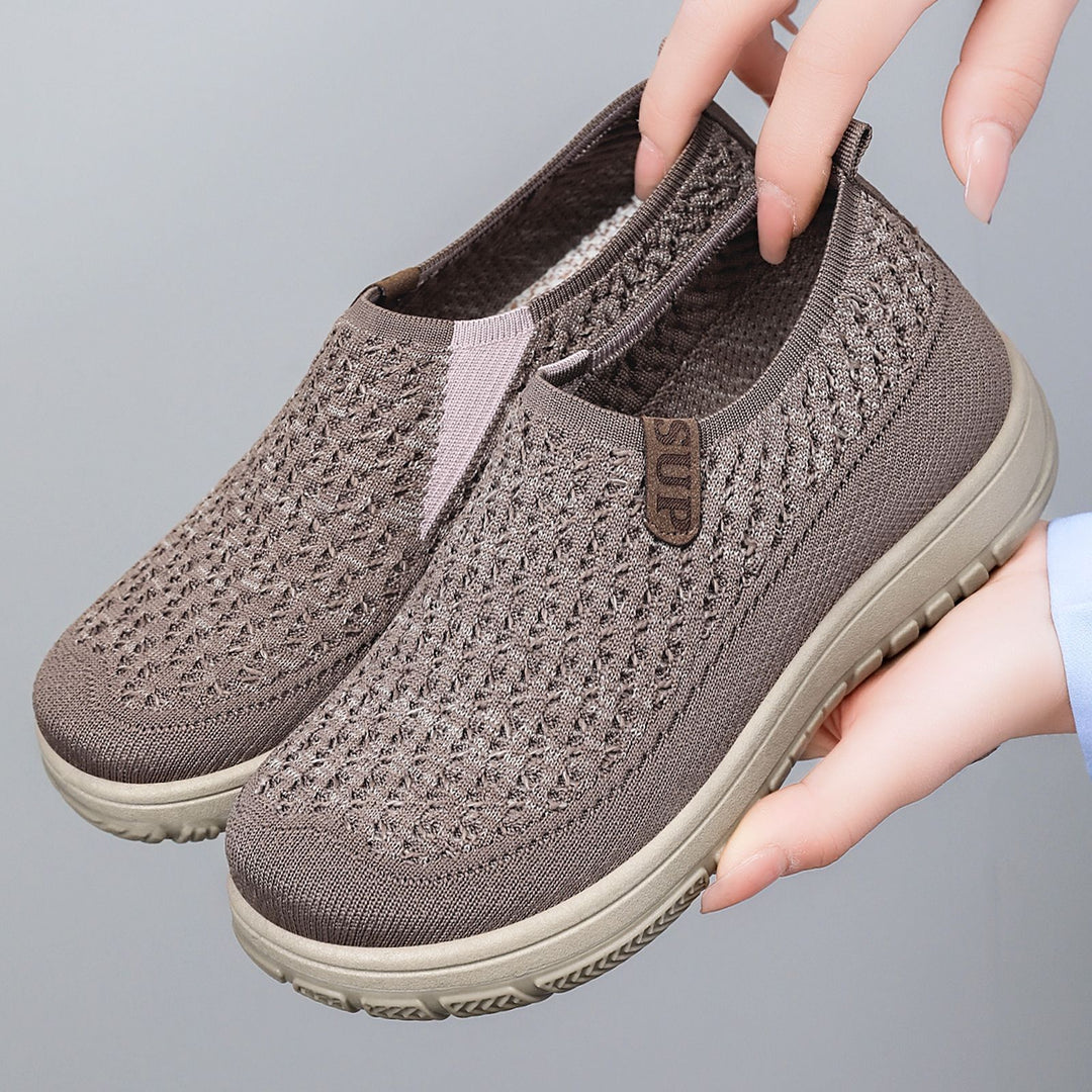 Damen nan gestrickter Komfort-Slip-On-Sneaker mit sockenähnlichem Schaft, atmungsaktiver 3D-Struktur und dämpfender EVA-Sohle Echo Archiv