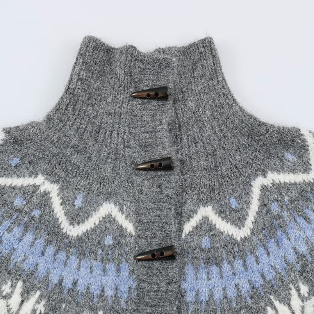 Damen Norweger-Strickjacke mit Stehkragen und Holzknopfverschlüssen Echoarchiv