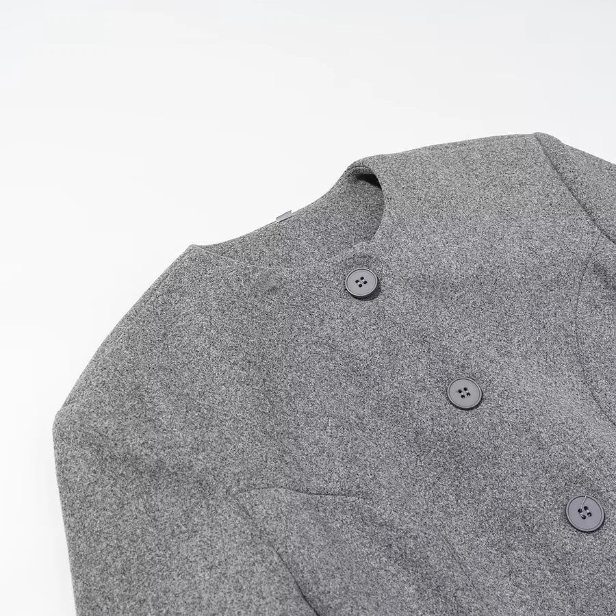Damen asymmetrischer Maxi-Mantel mit Rundhalsausschnitt und geschwungener Knopfleiste – Montévia