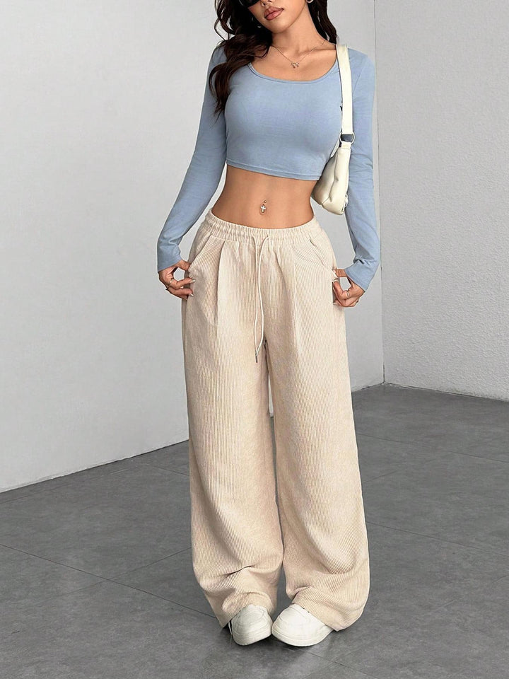 Damen Cordhose mit weitem Bein, elastischem Bund und Kordelzug Echo Archiv