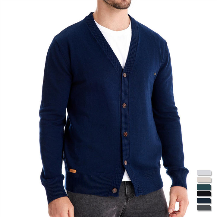 Herren Strickjacke mit V-Ausschnitt und modischen Holzknöpfen Echoarchiv