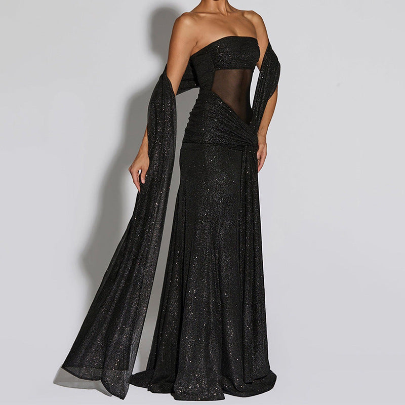 Damen Glamouröses Abendkleid mit Drapierungen Echo Archiv
