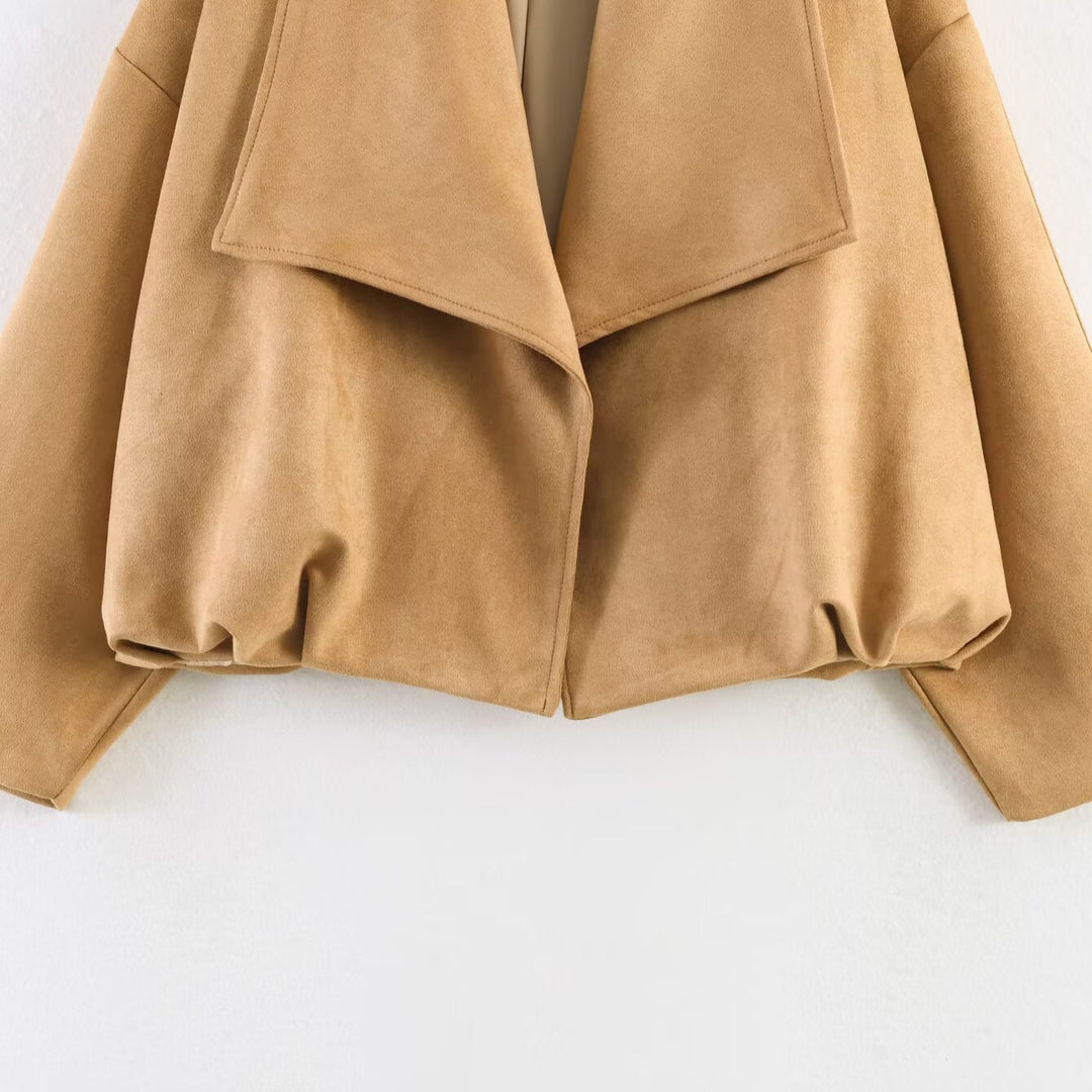 Damen 50+ Oversized Velours‑Blouson mit weitem Schalkragen und ballonförmigem Saum Echo Archiv