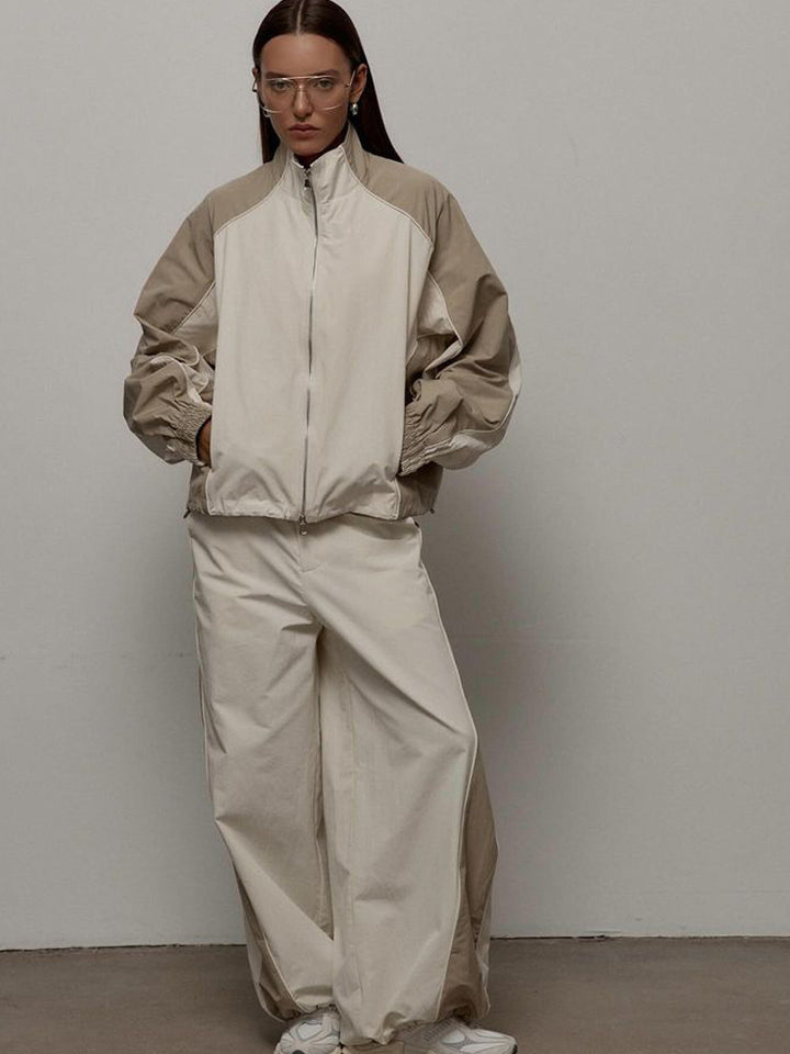 Damen nan sportive Oversize-Trackjacke mit hohem Stehkragen und Raglanärmeln Echo Archiv