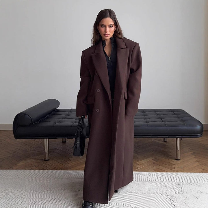 Damen Maxilanger Wollmix-Mantel mit kastiger Oversize‑Silhouette und markanten Schultern Echoarchiv