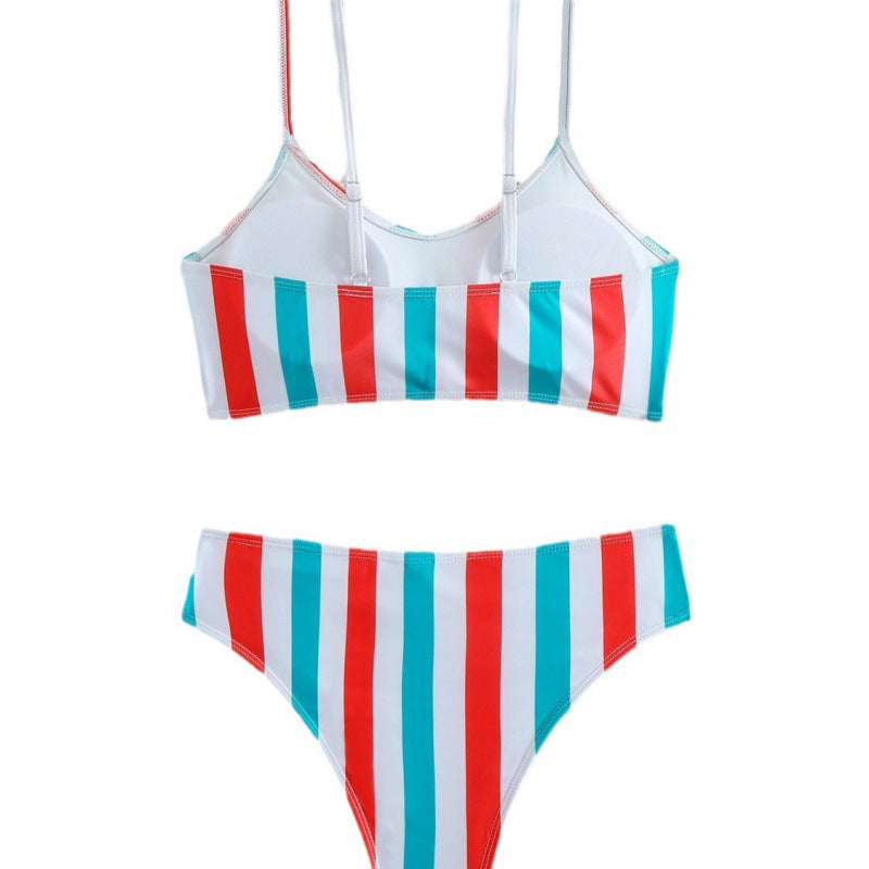 Damen Bikiniset mit eleganten Streifen und chicem Knoten Echo Archiv