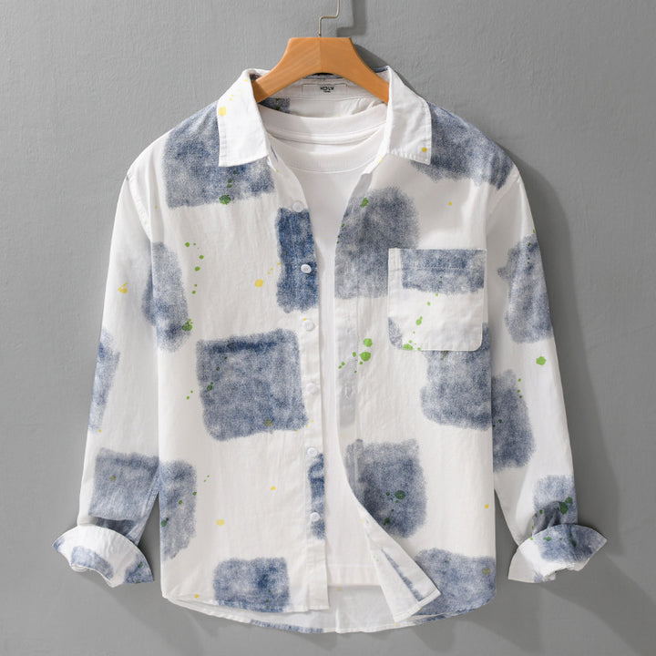Herren Leichtes Baumwollhemd Relaxed‑Fit mit künstlerischem Sprenkel‑ und Aquarellpatch-Print Echoarchiv