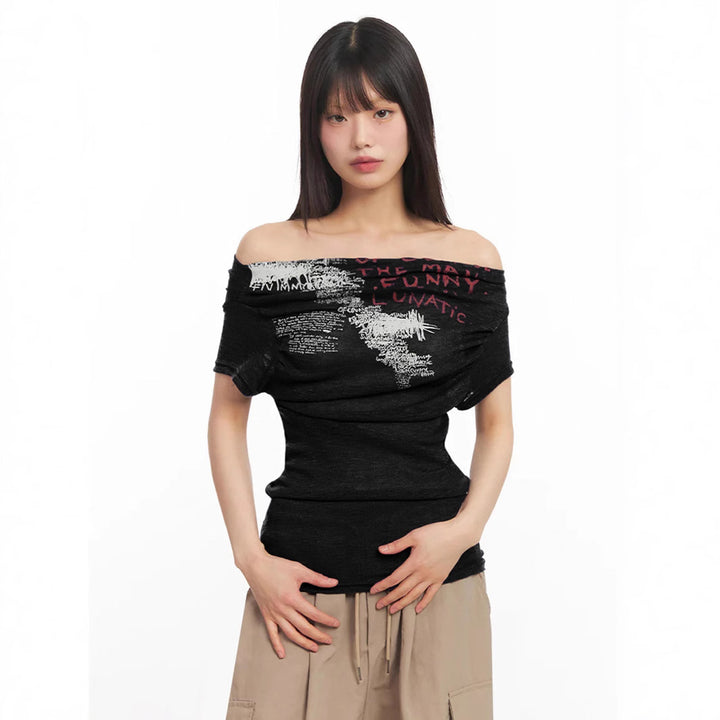 Damen Off-Shoulder Shirt mit grafischem Druck Echo Archiv