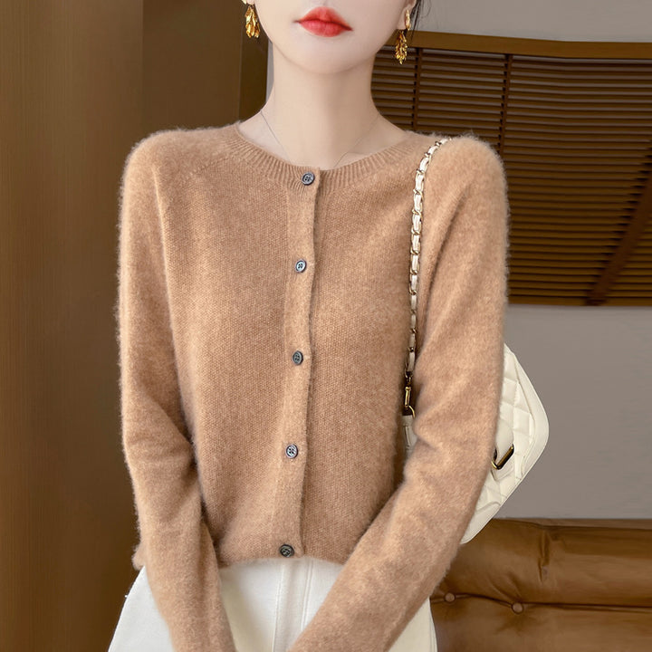Damen Kuscheliger Kurzcardigan aus Mohair‑Mix mit feiner Schurwollstruktur und Perlmuttknopfleiste Echoarchiv