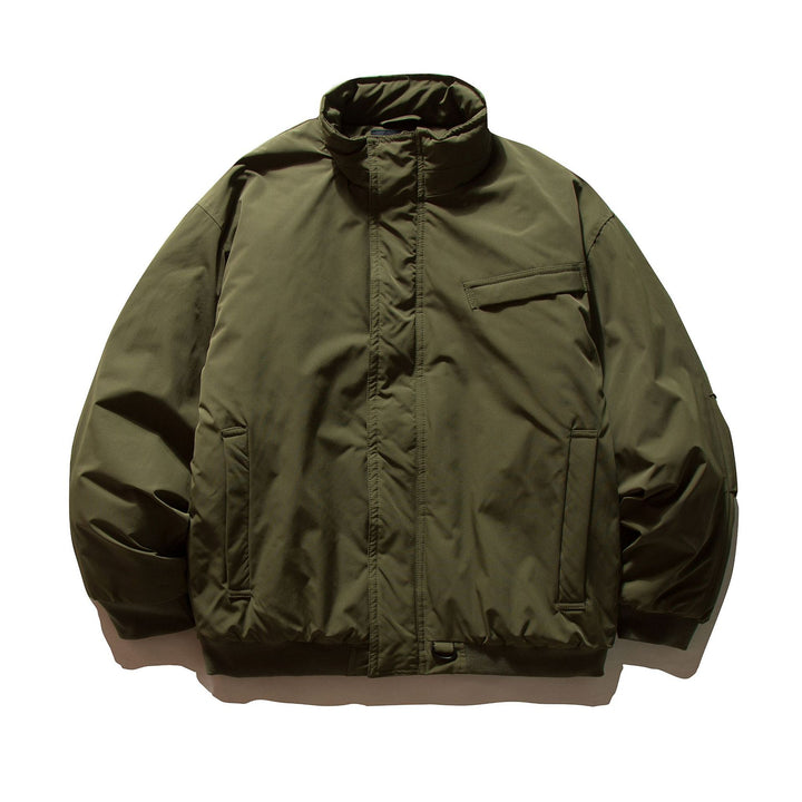 Herren Minimalistische Thermo‑Bomberjacke mit verdeckter Frontblende, hohem Stehkragen und Utility‑D‑Ring Echoarchiv