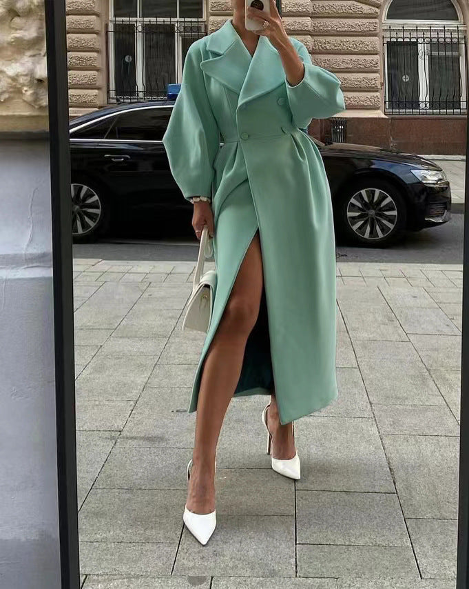 Damen nan taillierter Doppelreihiger Trenchcoat mit weitem Ärmel und hohem Beinschlitz Echo Archiv