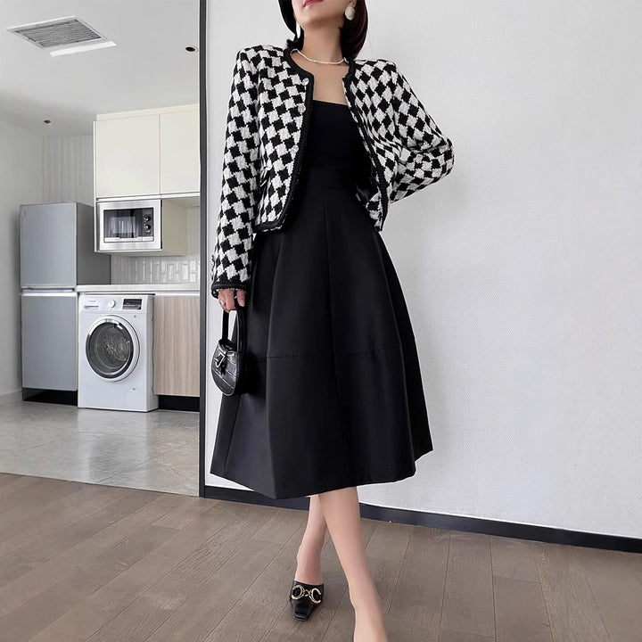 Damen Elegante und modische Bluse mit innovativen Schnitt Echoarchiv