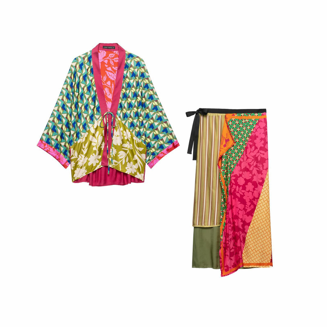 Damen Gemusterter Seiden-Kimono mit Bindegürtel und weitem Fledermausärmel Echo Archiv