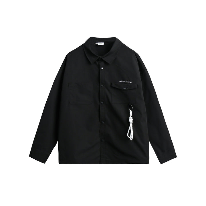 Unisex Overshirtjacke im Utility‑Stil mit Druckknopfleiste und Karabinerdetail Echoarchiv