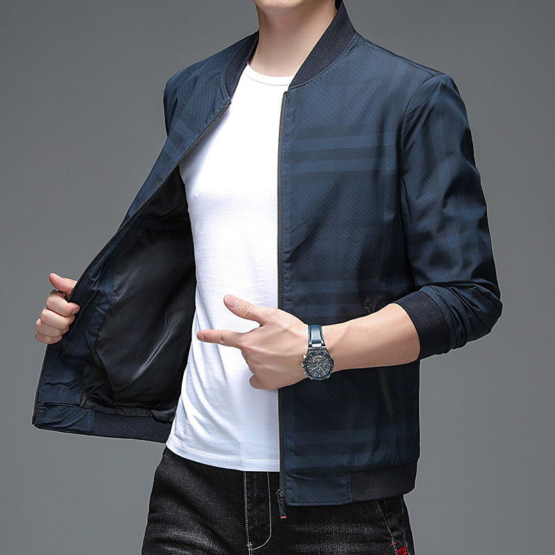 Herren sportliche Leichtjacke mit gestreiftem Design Echoarchiv