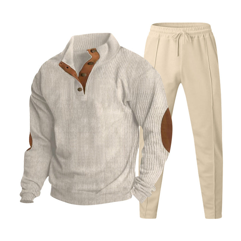 Herren nan gerippter Henley-Freizeitanzug mit dekorativer Knopfleiste und Wildleder-Ellenbogenpatch konisch geschnittene Jogginghose Echo Archiv