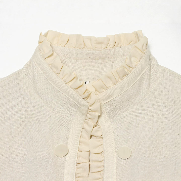 Damen Kurzjacke mit Rüschenkragen und dekorativer Doppelknopfleiste Echo Archiv