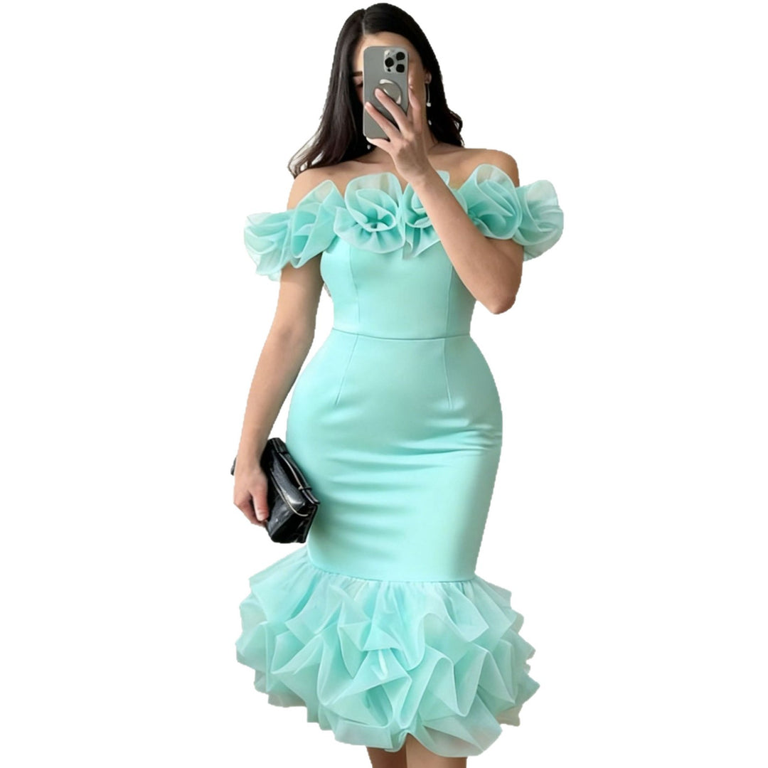 Damen Off-Shoulder Kleid mit voluminösen Rüschen Echo Archiv