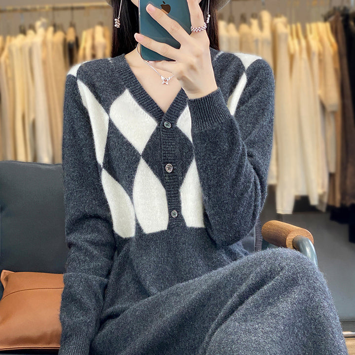 Damen Strick-Set mit V-Cardigan Rautenmuster und tailliertem Midirock Echoarchiv