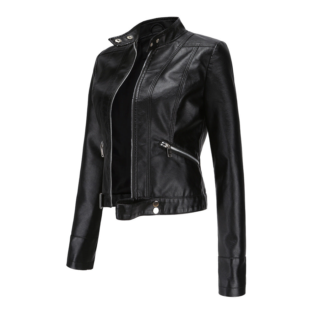 Damen nan kurze taillierte Kunstlederjacke im Racer-Stil mit Stehkragen und Reißverschlusstaschen Echo Archiv